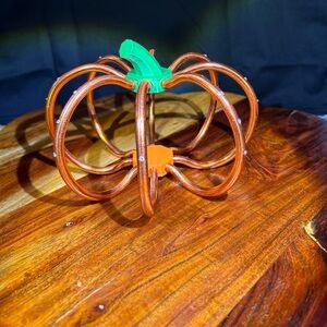 Rustic Copper Wire Pumpkin Decor